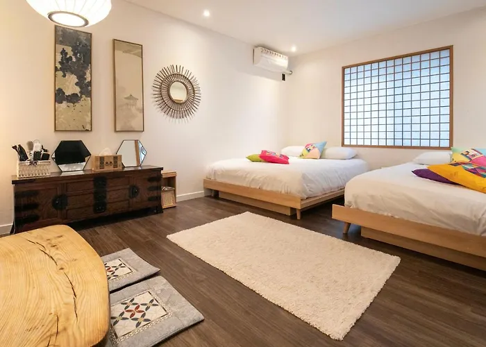 Bias K-Girl Guesthouse - Women Only